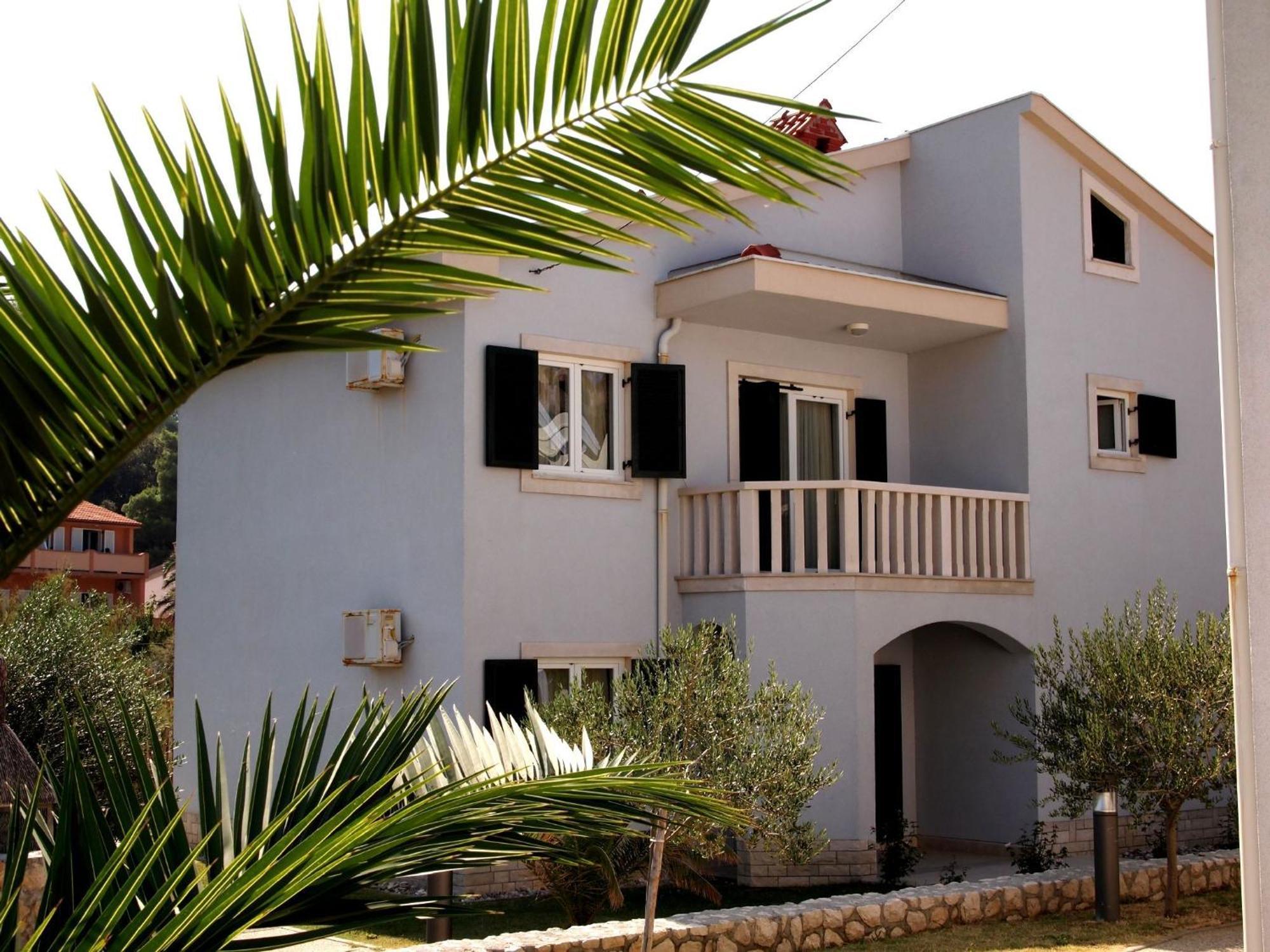 Villas Rab Palit Exterior photo