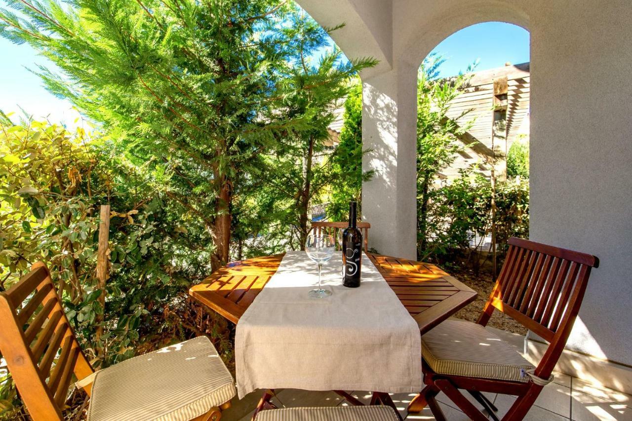 Villas Rab Palit Exterior photo